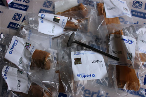 柴油機(jī)1206E配件銷(xiāo)售中心油底殼墊、T414441壓縮機(jī)、氣門(mén)、搖臂軸(1200)